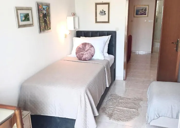 Golden Apartman *