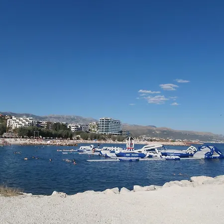 Апартаменты Golden Сплит